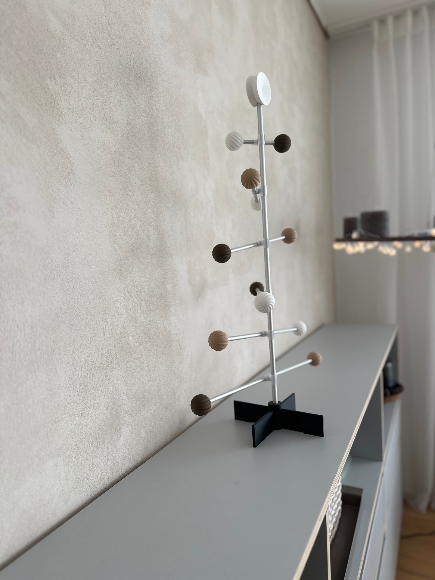 Neuhorst x Charcoal Toffee Tree