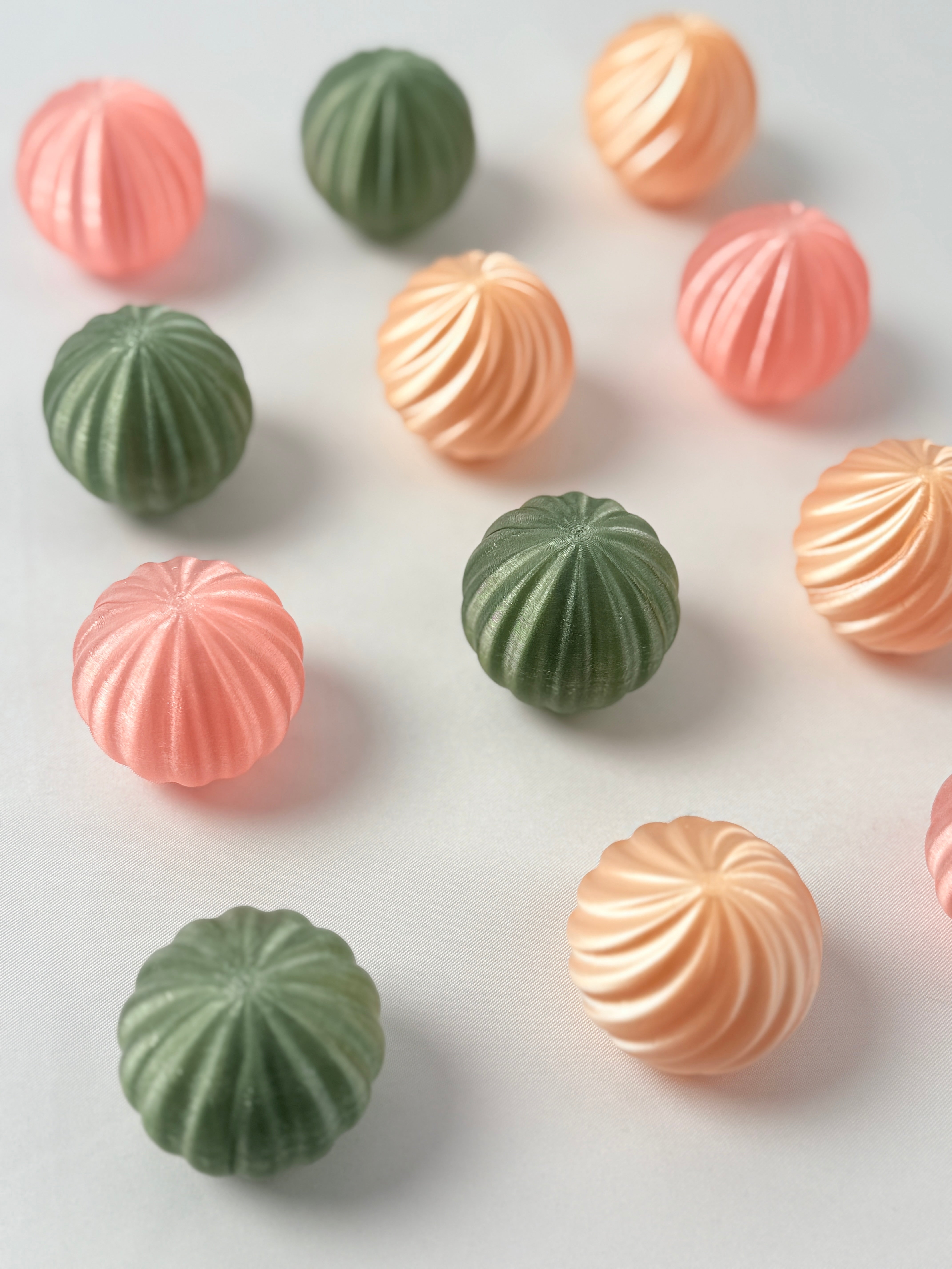 Pastel-spring colored spherical shaped Christmas ornament 