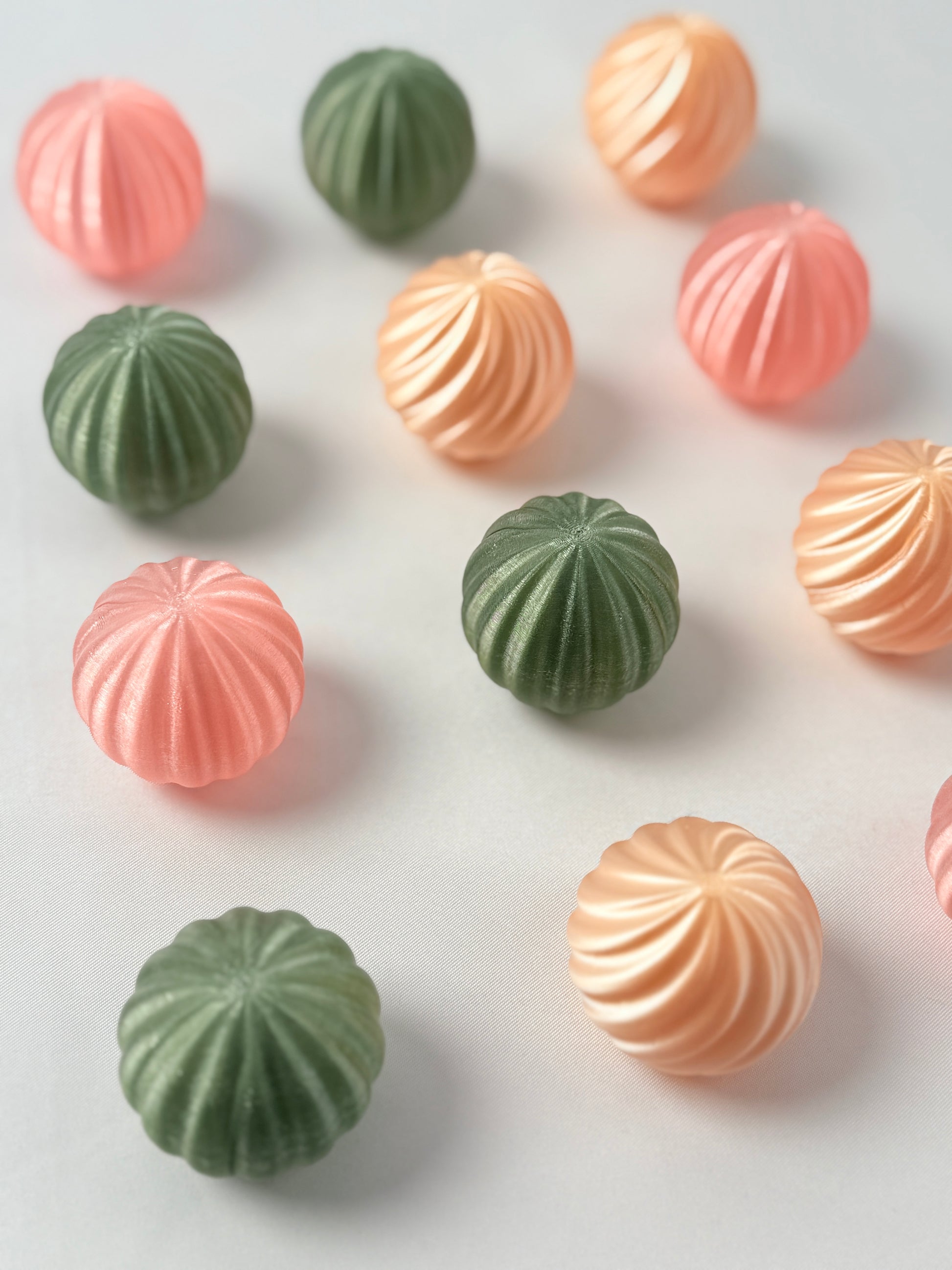 Pastel-spring colored spherical shaped Christmas ornament 