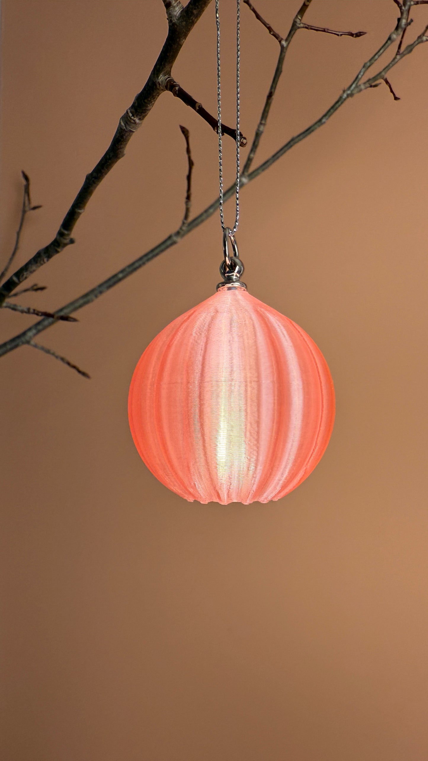 Weihnachtskugel mit LED-Licht – Gerade Linie (2er-Set)