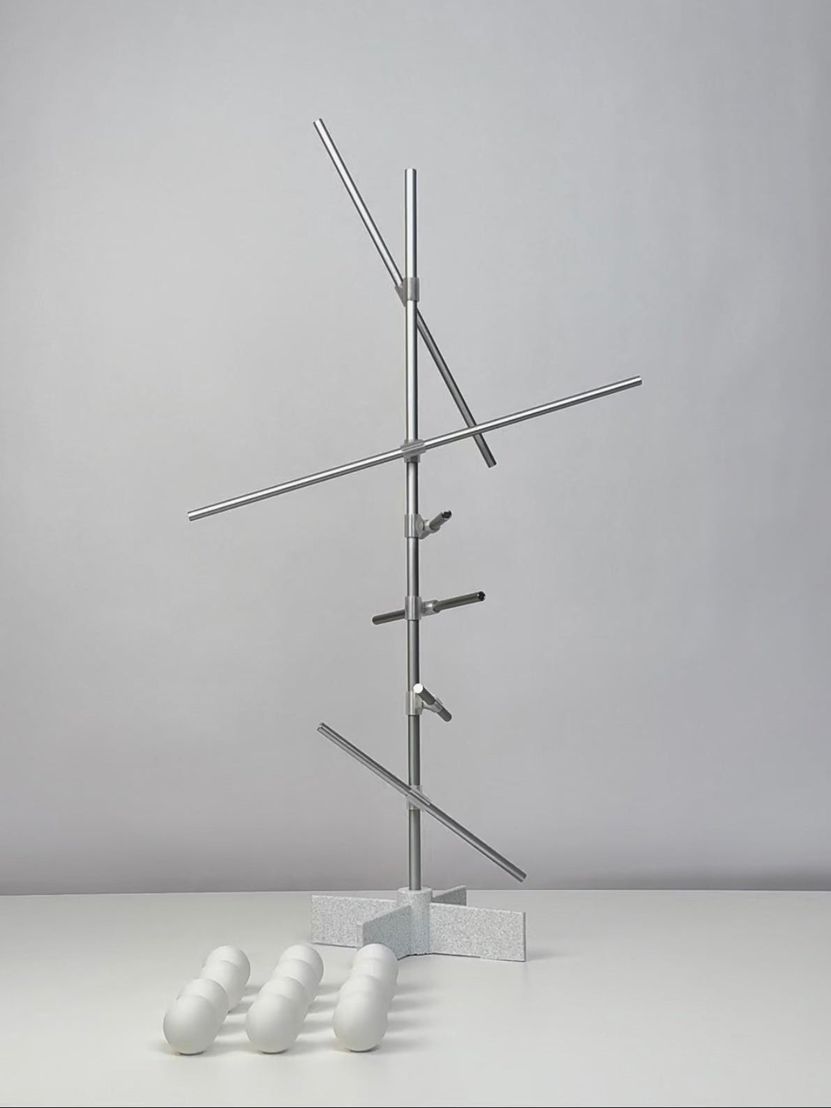 DESY Tree – DIY Edition (No Ornaments Included)