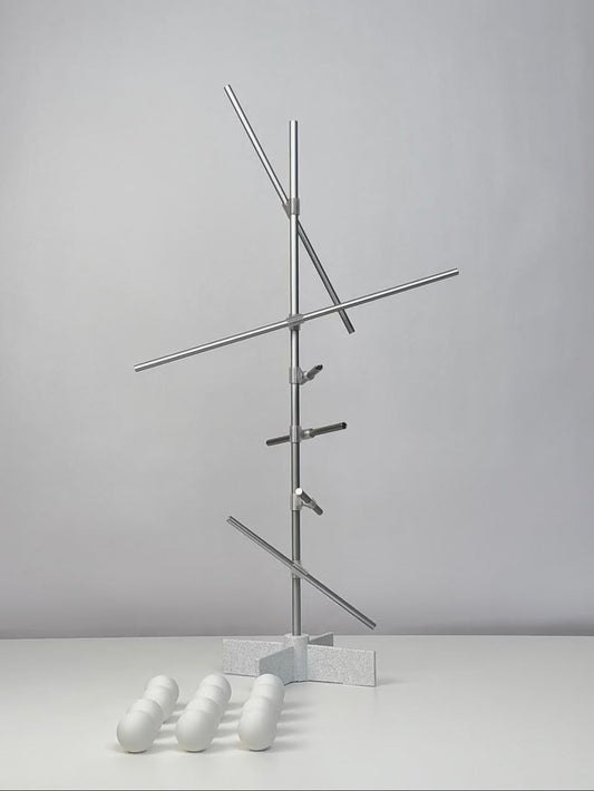 DESY Tree – DIY Edition (No Ornaments Included)