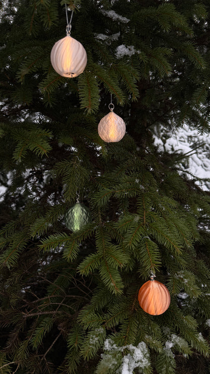 Weihnachtskugel mit LED-Licht – Muster (2er-Set)