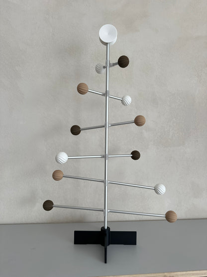Neuhorst x Charcoal Toffee Tree