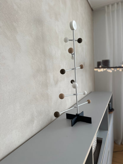 Neuhorst x Charcoal Toffee Tree